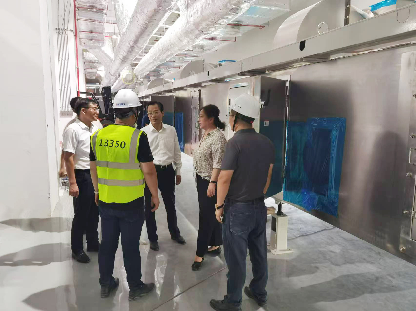 安徽省淮南市市长张志强一行领导莅临英国威廉希尔 航天锂电项目调研指导